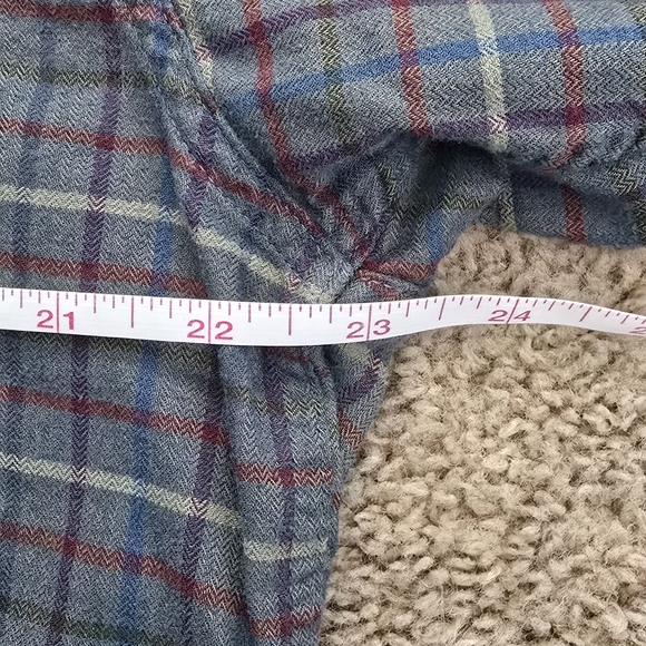 Patagonia Men's Performance Button Casual Plaid Checkered Shirt Like New Large - Picture 7 of 8